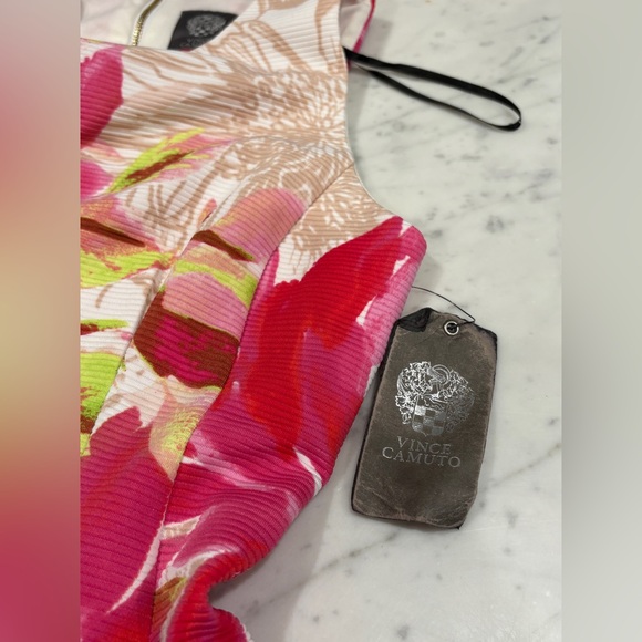 NWT, Women’s Vince Camuto, Floral Dress, Size 2 - Picture 5 of 13